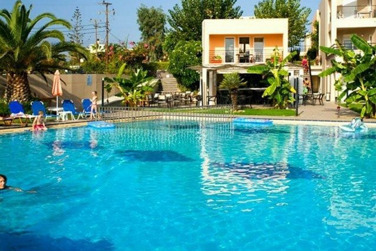 Alfa Hotel Apartments Йеранион Экстерьер фото